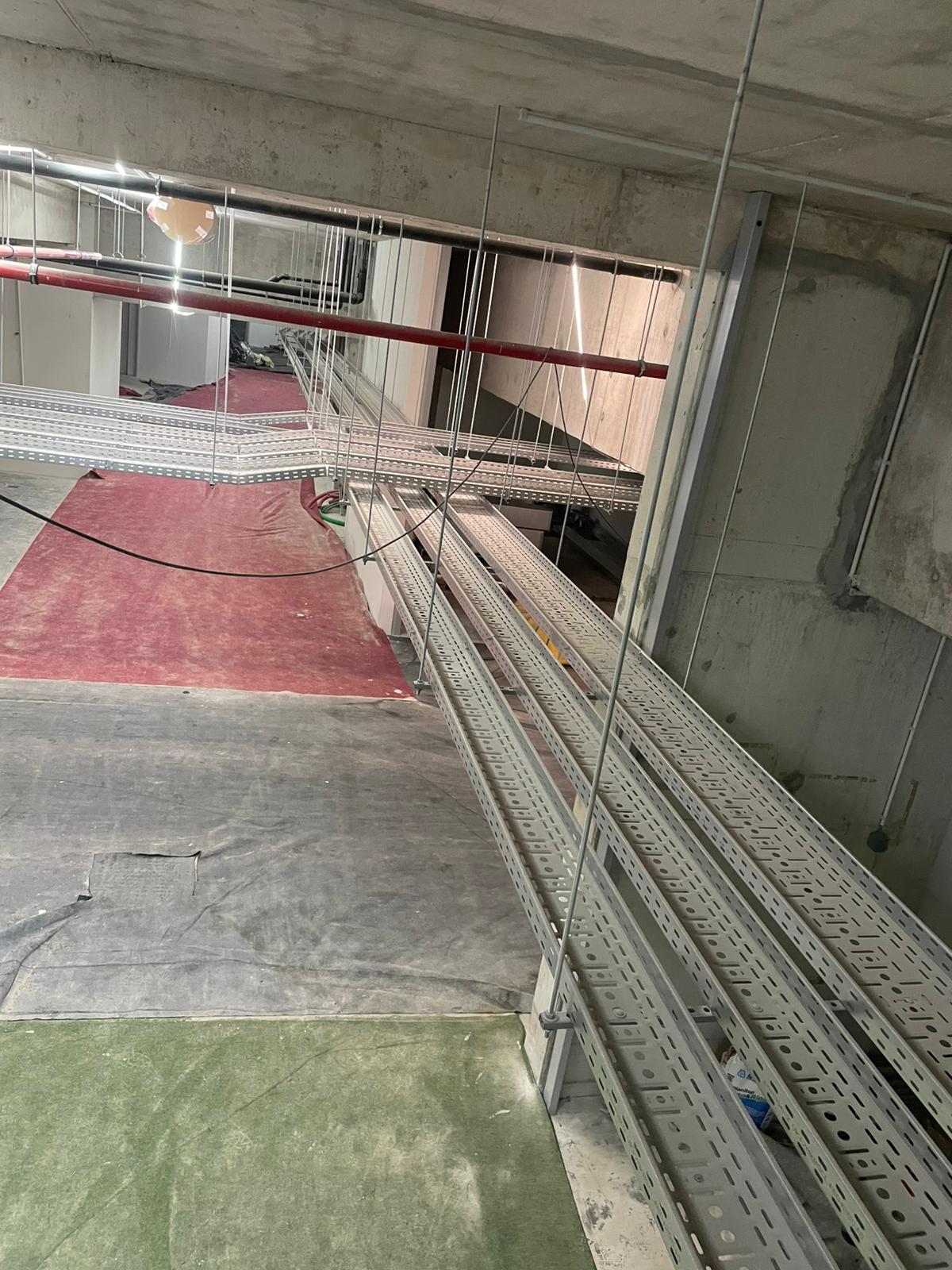 Caixa de derivação elétrica